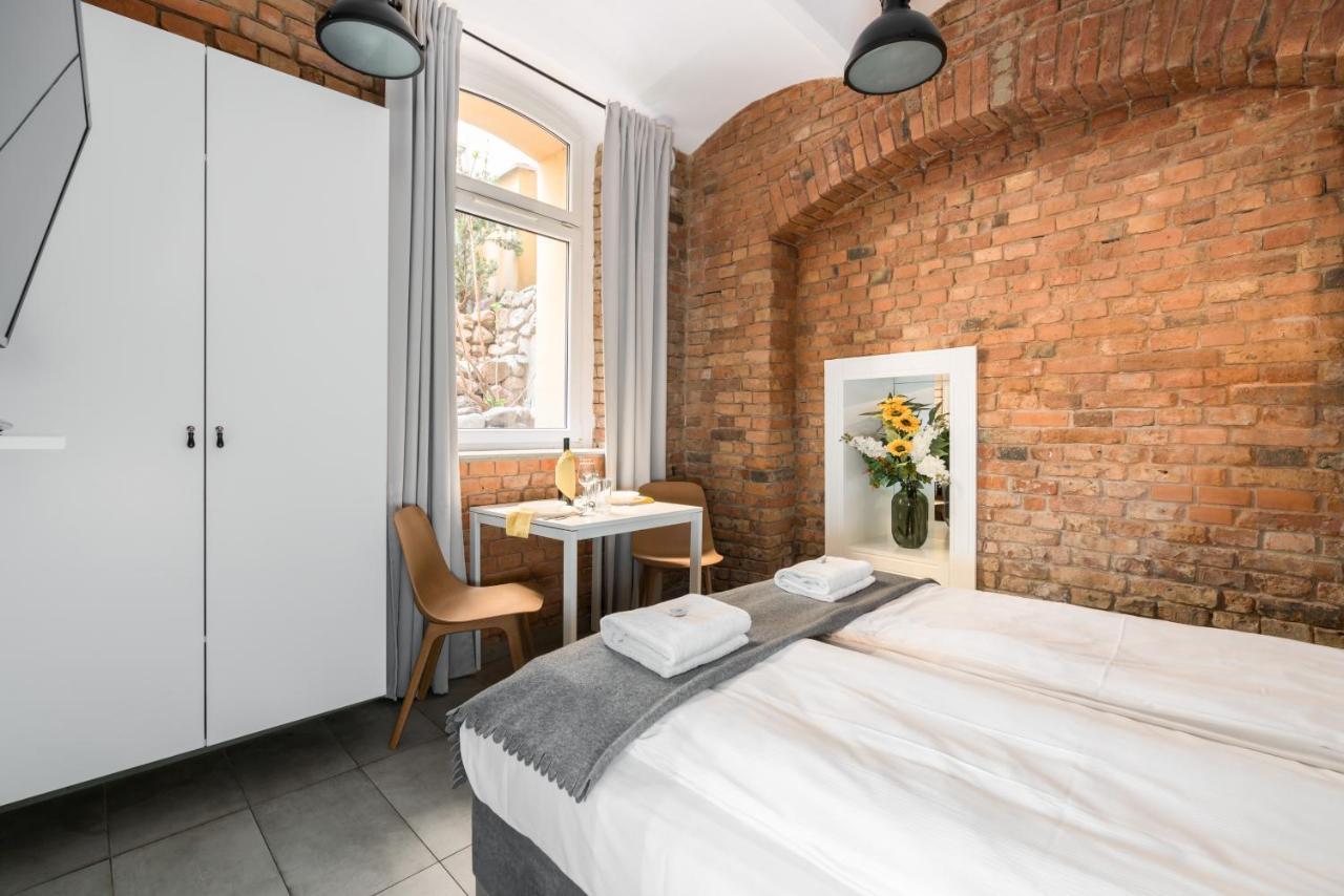 Underground Level Apartments Strzalowa By Renters Poznan Exterior photo
