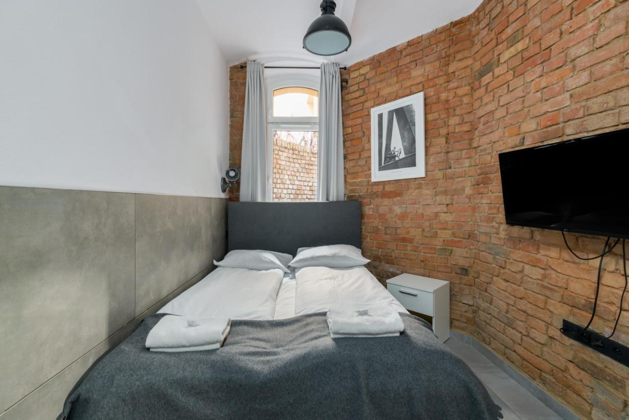 Underground Level Apartments Strzalowa By Renters Poznan Exterior photo